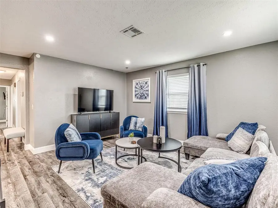 10005 Waverly Avenue, Oklahoma City, OK 73120 - #3