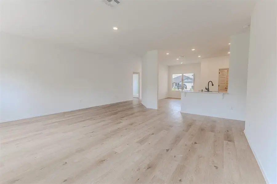 3880 Louthea Lane, Harrah, OK 73045 - #3