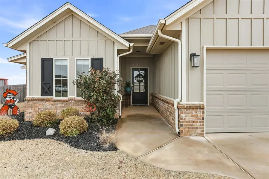 29937 Jade Street, Cashion, OK 73016 - #2