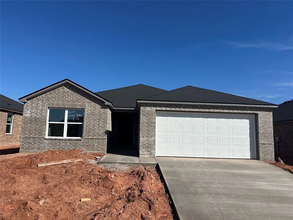 6201 Western Redbud Trail, Edmond, OK 73034 - #1