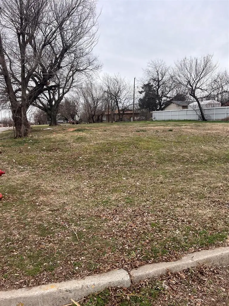 820 N Admire Avenue, El Reno, OK 73036 - #2