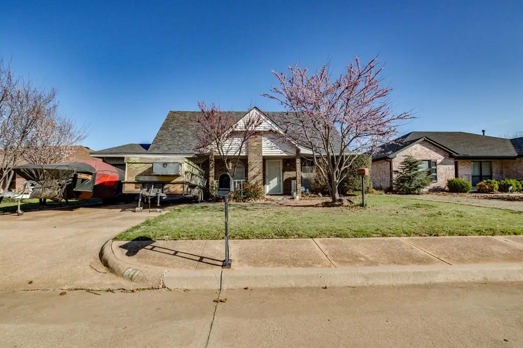 611 Linda Lane, Yukon, OK 73099 - #1