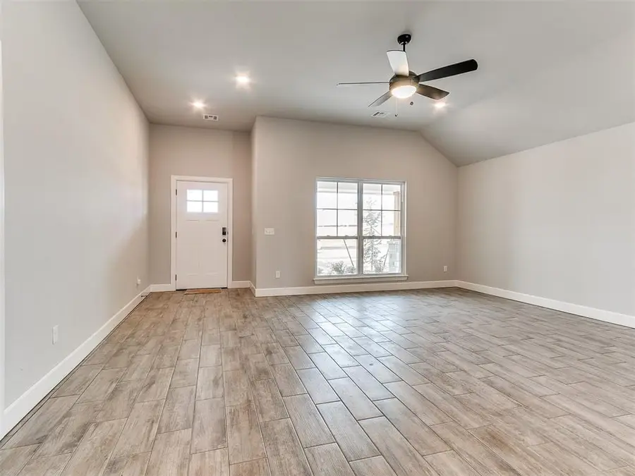 14213 Giverny Avenue, Yukon, OK 73099 - #3