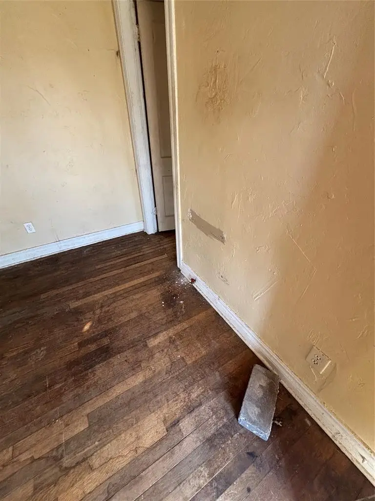 4533 Kenyon Drive, Oklahoma City, OK 73127 - #2