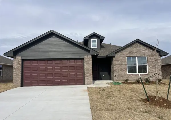 912 Shady Meadow Way, Chickasha, OK 73018