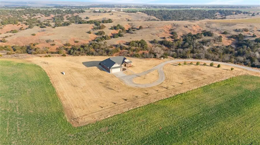 92992 N 2450 Road, Thomas, OK 73669 - #2