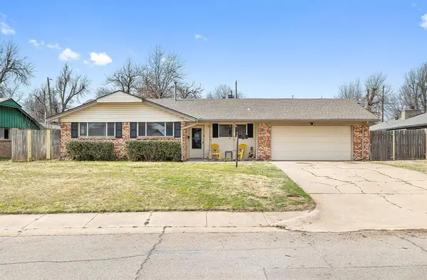 1502 S Miles Avenue, El Reno, OK 73036