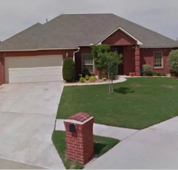 829 SW 40th Street, Moore, OK 73160