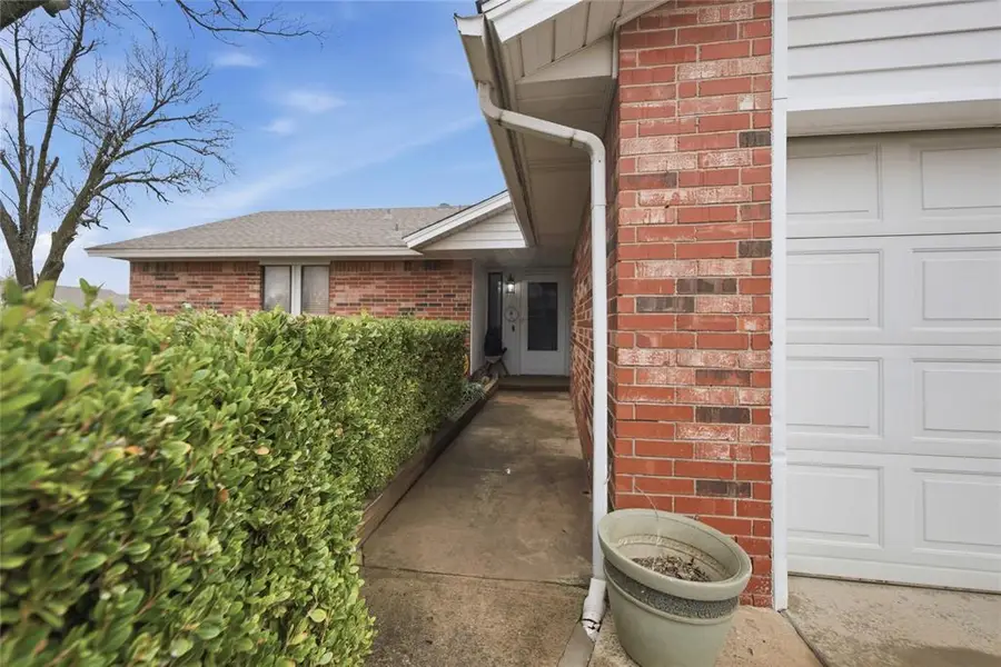 817 Boot Hill Lane, Noble, OK 73068 - #2