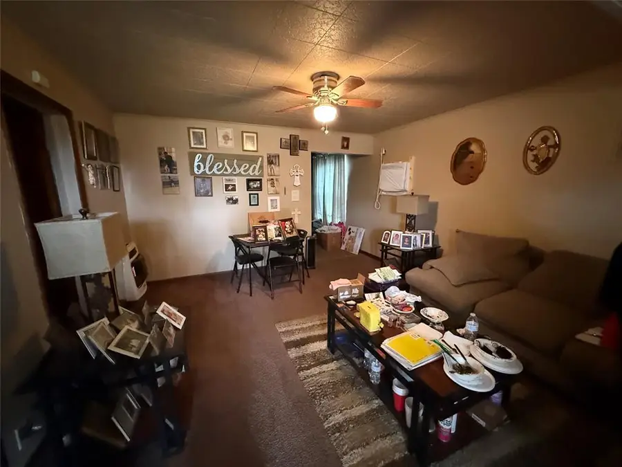 406 S Pine Street, Guthrie, OK 73044 - #2