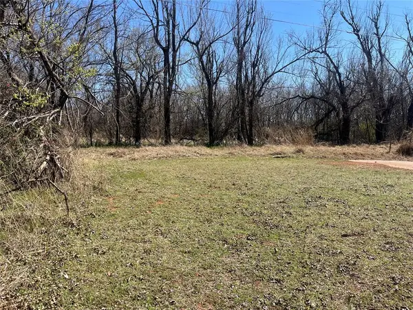 1105 E Grant Avenue, Guthrie, OK 73044