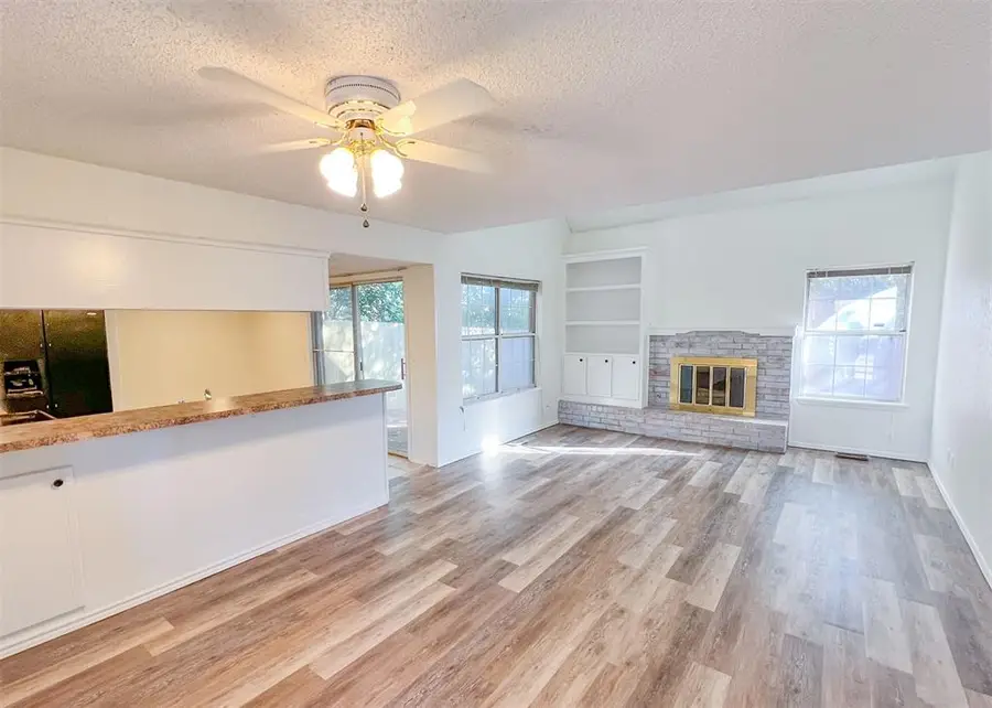 16 Coventry Court, Edmond, OK 73012 - #3