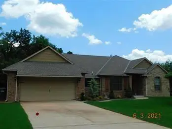 4424 Racoon Creek, Guthrie, OK 73044