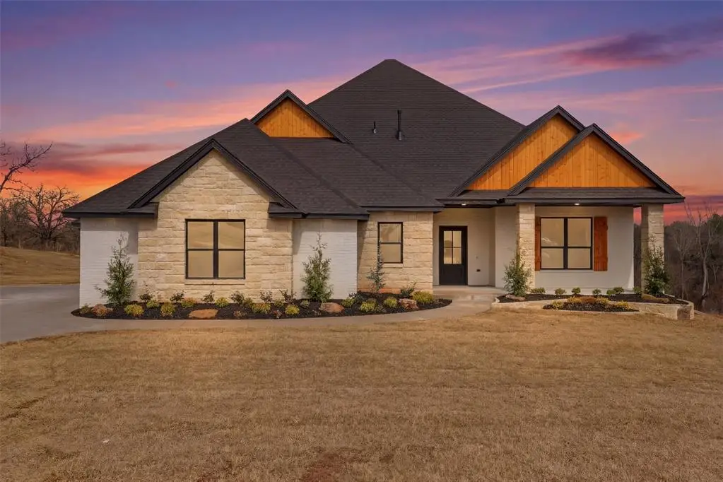 3124 Road Runner Court, Guthrie, OK 73044 - #1