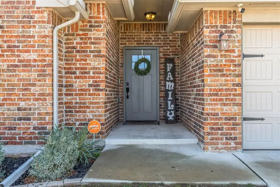 8716 SW 39th Street, Oklahoma City, OK 73179 - #2