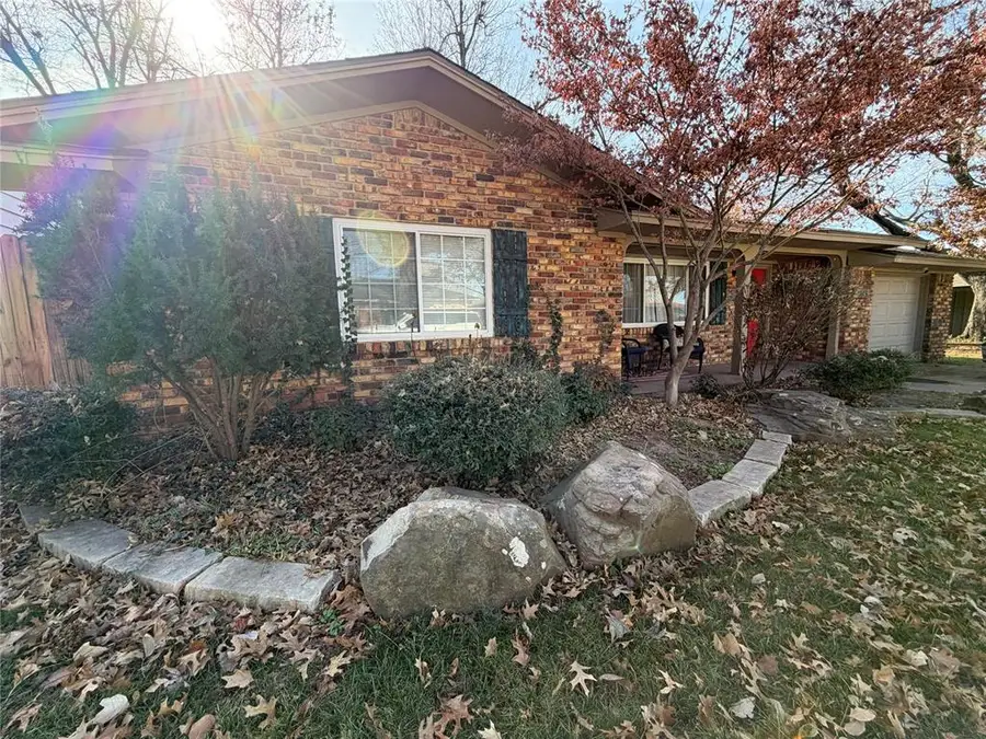 2024 NW 44th Street, Oklahoma City, OK 73118 - #2