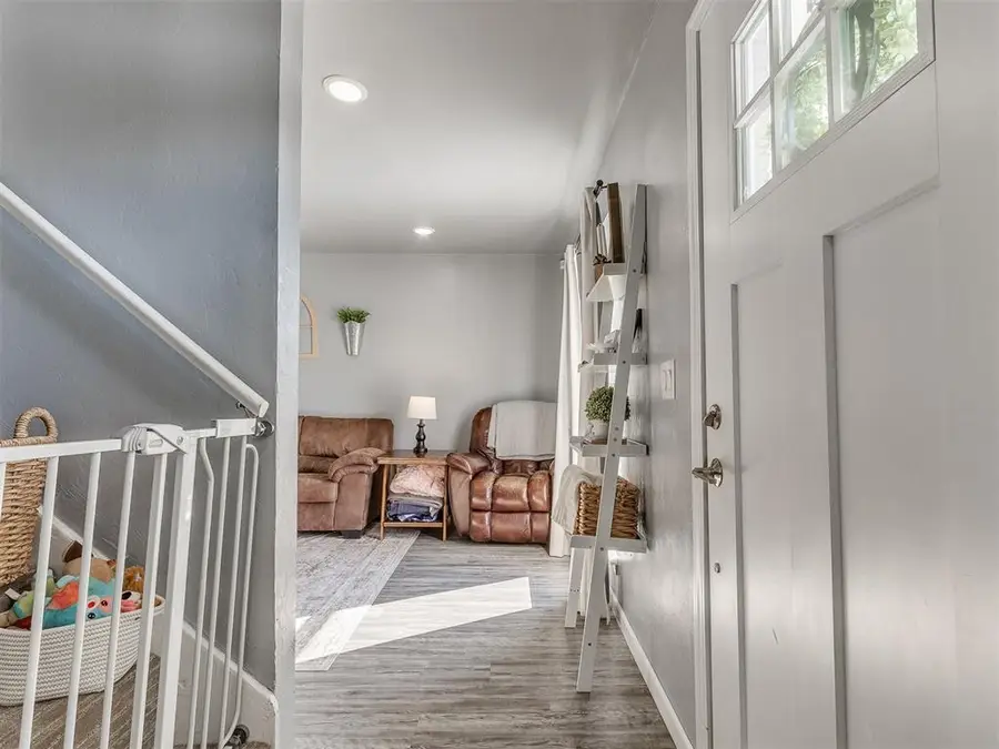 785 NW 16th Street, Moore, OK 73160 - #2