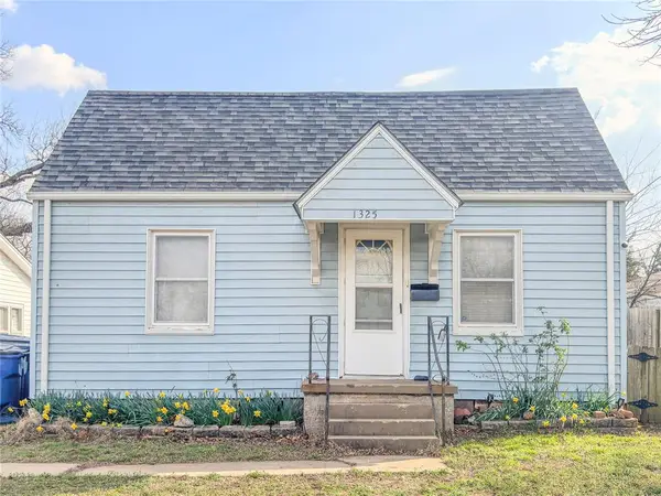1325 W Idaho Avenue, Chickasha, OK 73018
