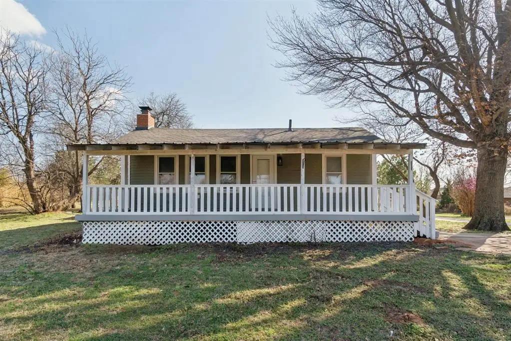 4501 W Simpson Road, Edmond, OK 73025 - #1