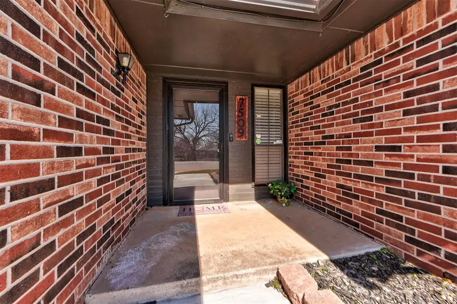 7509 Cecilia Place, Oklahoma City, OK 73162 - #3