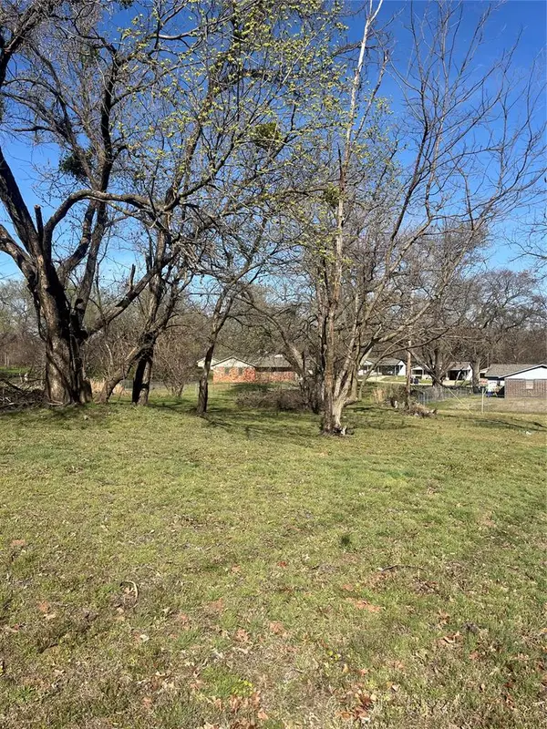 825 S Philadelphia Avenue, Shawnee, OK 74801