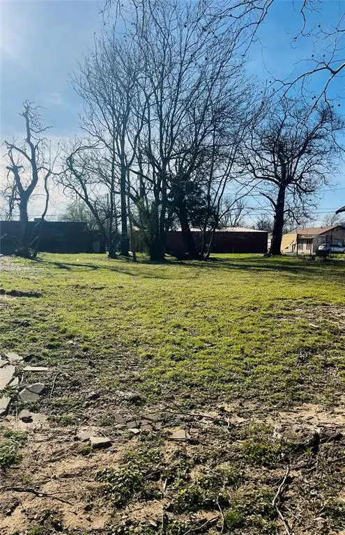 506 N Louisa Avenue, Shawnee, OK 74801 - #1