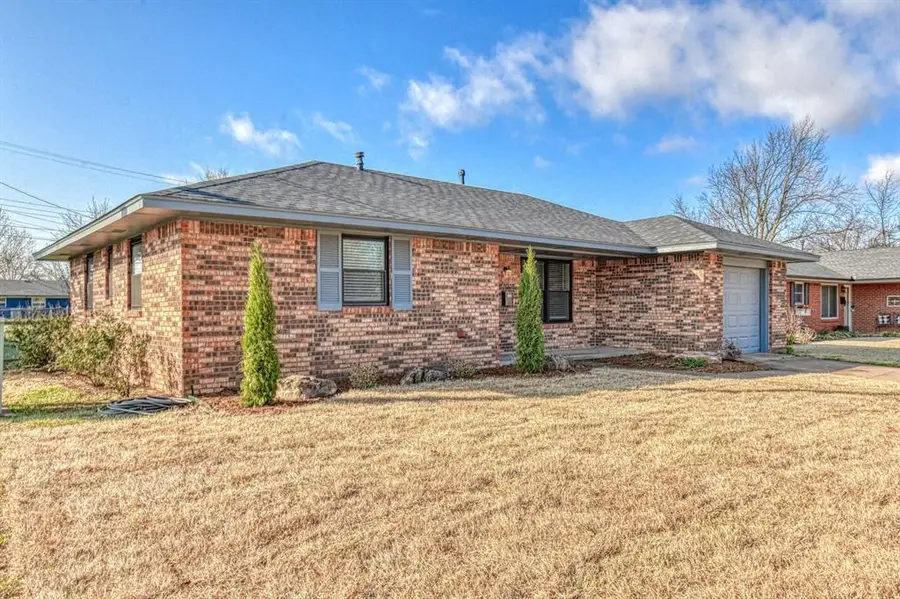 208 Mimosa Drive, Norman, OK 73069 - #2