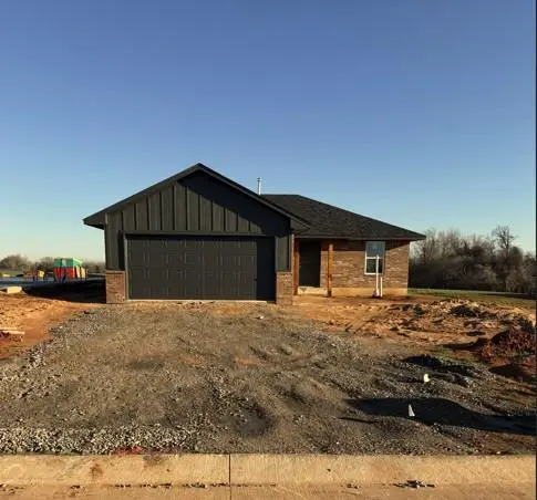 1606 Highland Loop, Guthrie, OK 73044 - #1