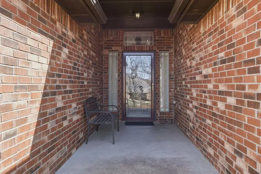 7112 Ridge Manor Lane, Oklahoma City, OK 73150 - #2