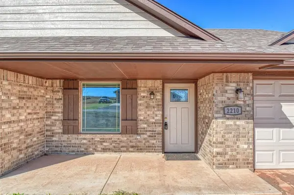 2210 County Street 2976, Blanchard, OK 73010