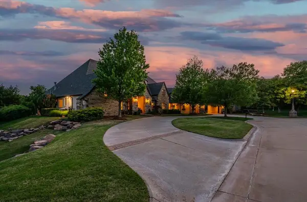 5900 Waterscape Bay, Edmond, OK 73013