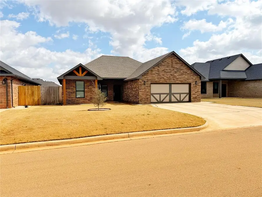 2712 Land Run Street, Weatherford, OK 73096 - #2