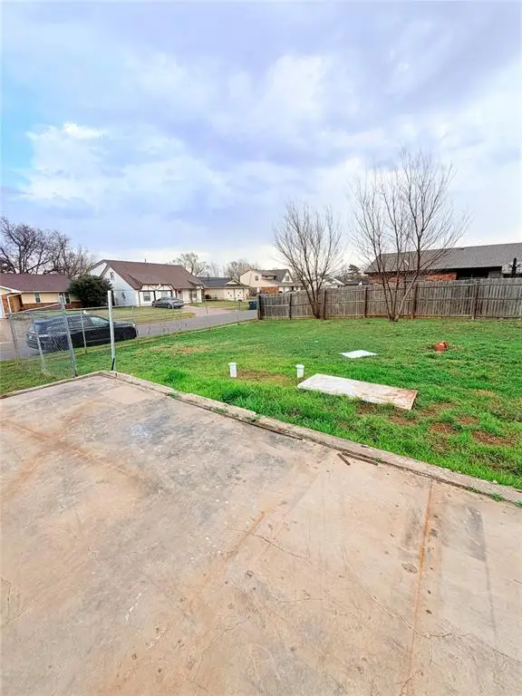 4900 Beacon Hill Road, Oklahoma City, OK 73135 - #3