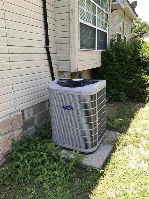 223 S Oak Street, Apache, OK 73006 - #2