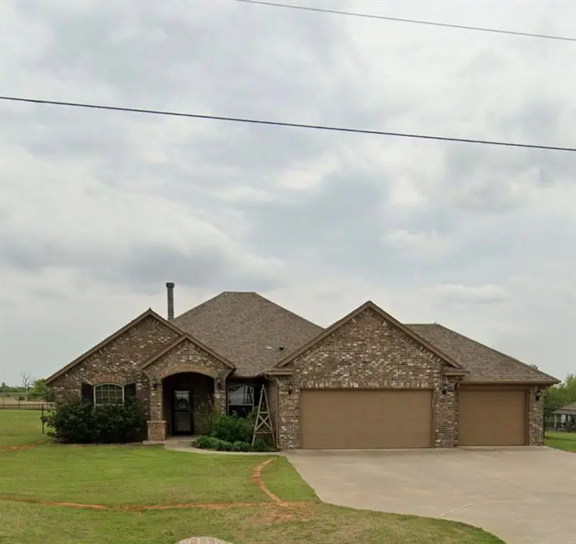 2107 E Sooner Road, Tuttle, OK 73089 - #1