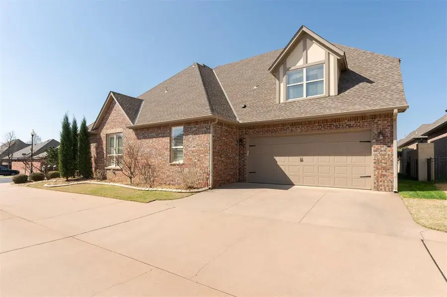 1021 Villas Creek Drive, Edmond, OK 73003 - #3
