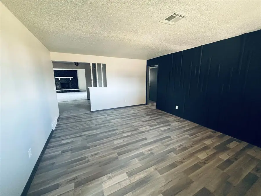 4011 SE 14th Street, Del City, OK 73115 - #2