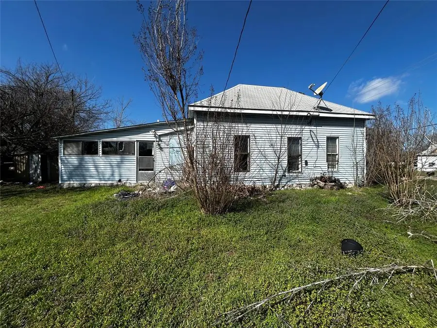 317 W Farrall Street, Shawnee, OK 74801 - #2