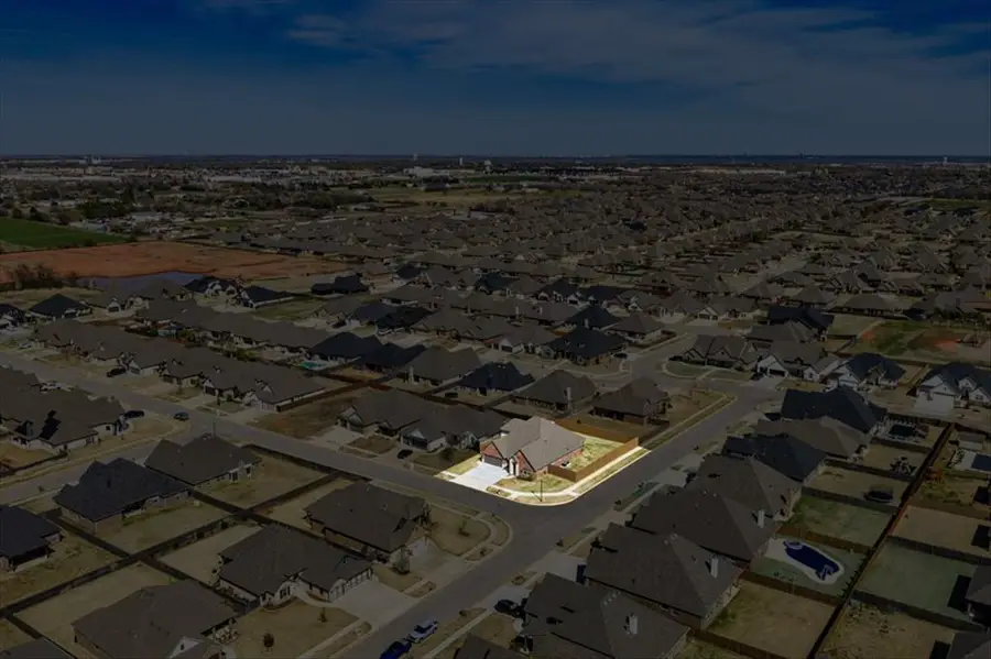300 Bray Lane, Yukon, OK 73099 - #3