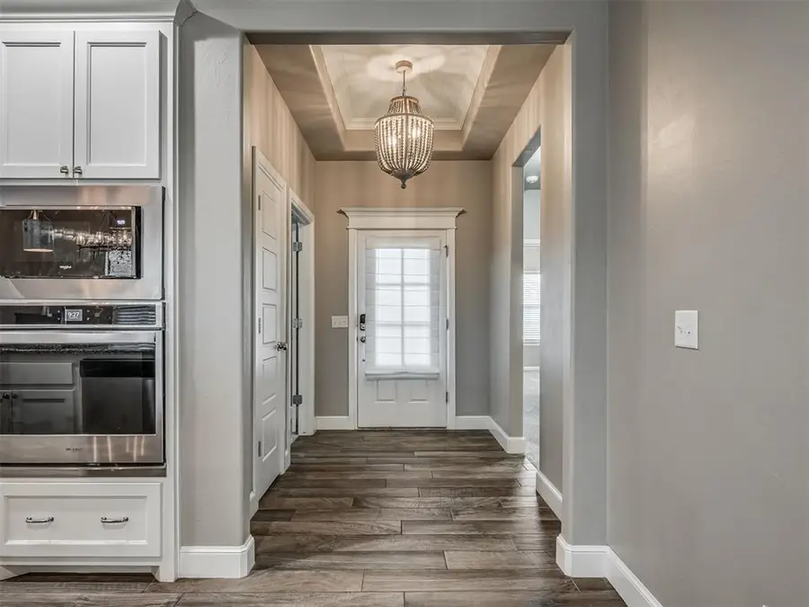 2809 Cedar Creek Drive, Moore, OK 73160 - #3