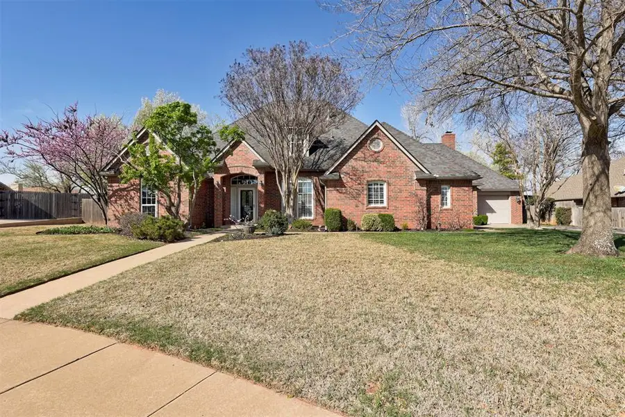 13920 Plantation Way, Edmond, OK 73013 - #2