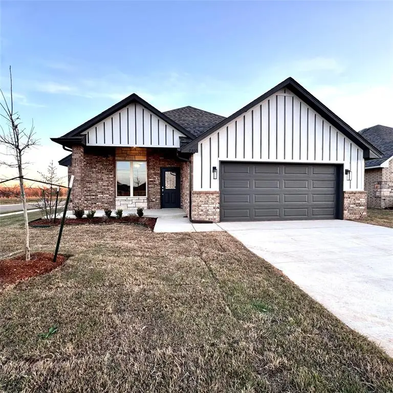 9300 NW 143rd Street, Yukon, OK 73099 - #2