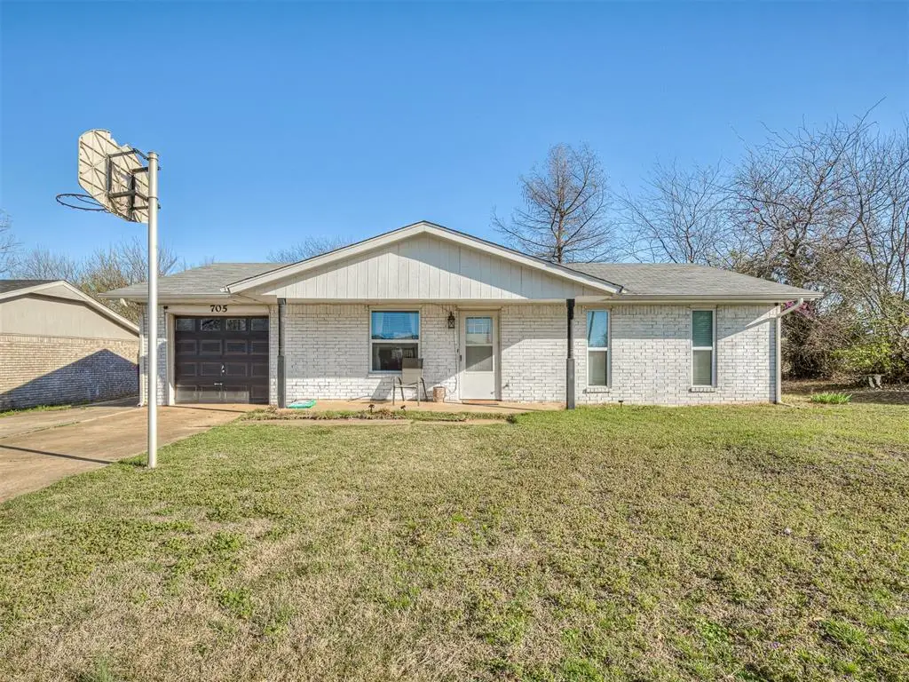 705 Willis Street, Noble, OK 73068 - #1