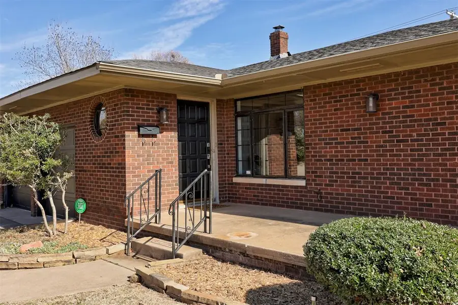 5512 N Barnes Avenue, Oklahoma City, OK 73112 - #2