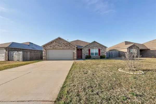 1812 W Antler Way, Mustang, OK 73064