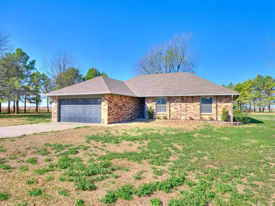 5345 Pine Creek Road, Calumet, OK 73014 - #2