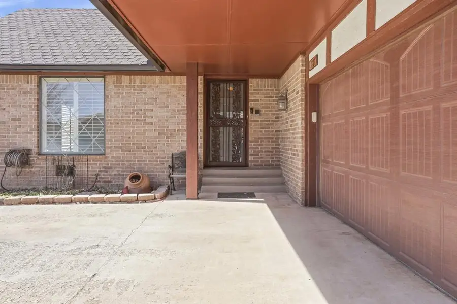 8217 NW 117th Street, Oklahoma City, OK 73162 - #2
