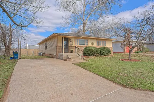 616 E Maple Avenue, Stillwater, OK 74074