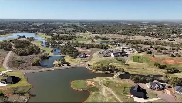 2307 Clubhouse Drive, Blanchard, OK 73010