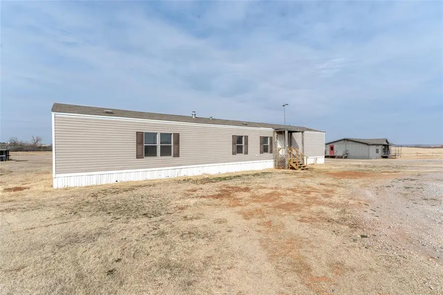 2439 Beverly Lane, Clinton, OK 73601 - #2